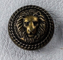 Load image into Gallery viewer, Metal Snap Fasteners  17mm -  Antique Bronze - 5 full Sets per packet (Lion Head)