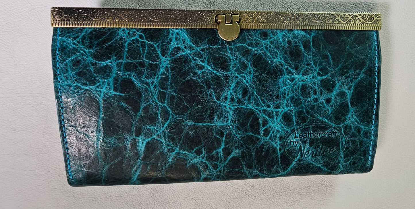 Metal Bar Frame can be used with our Zippered Clutch Template