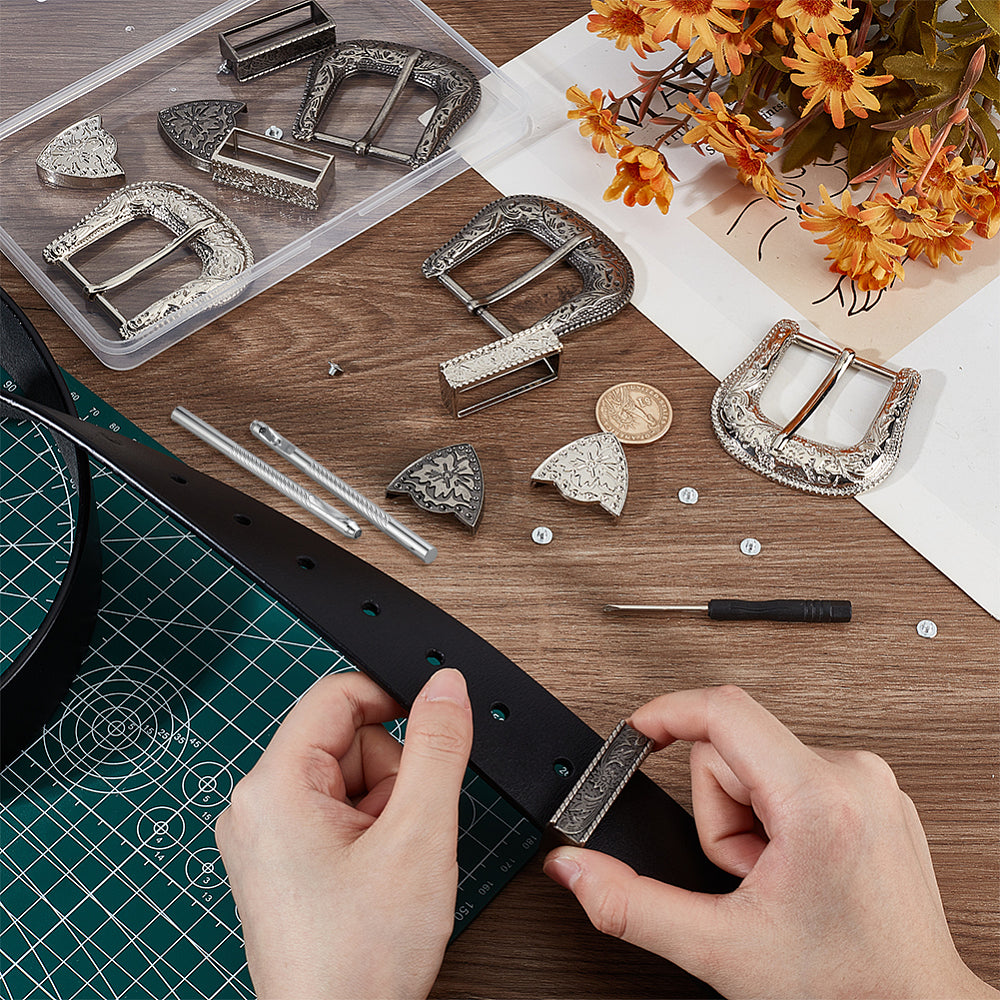 Fancy Belt Buckles  Kit with Two  Buckles 38mm - Antique Silver & Platinum